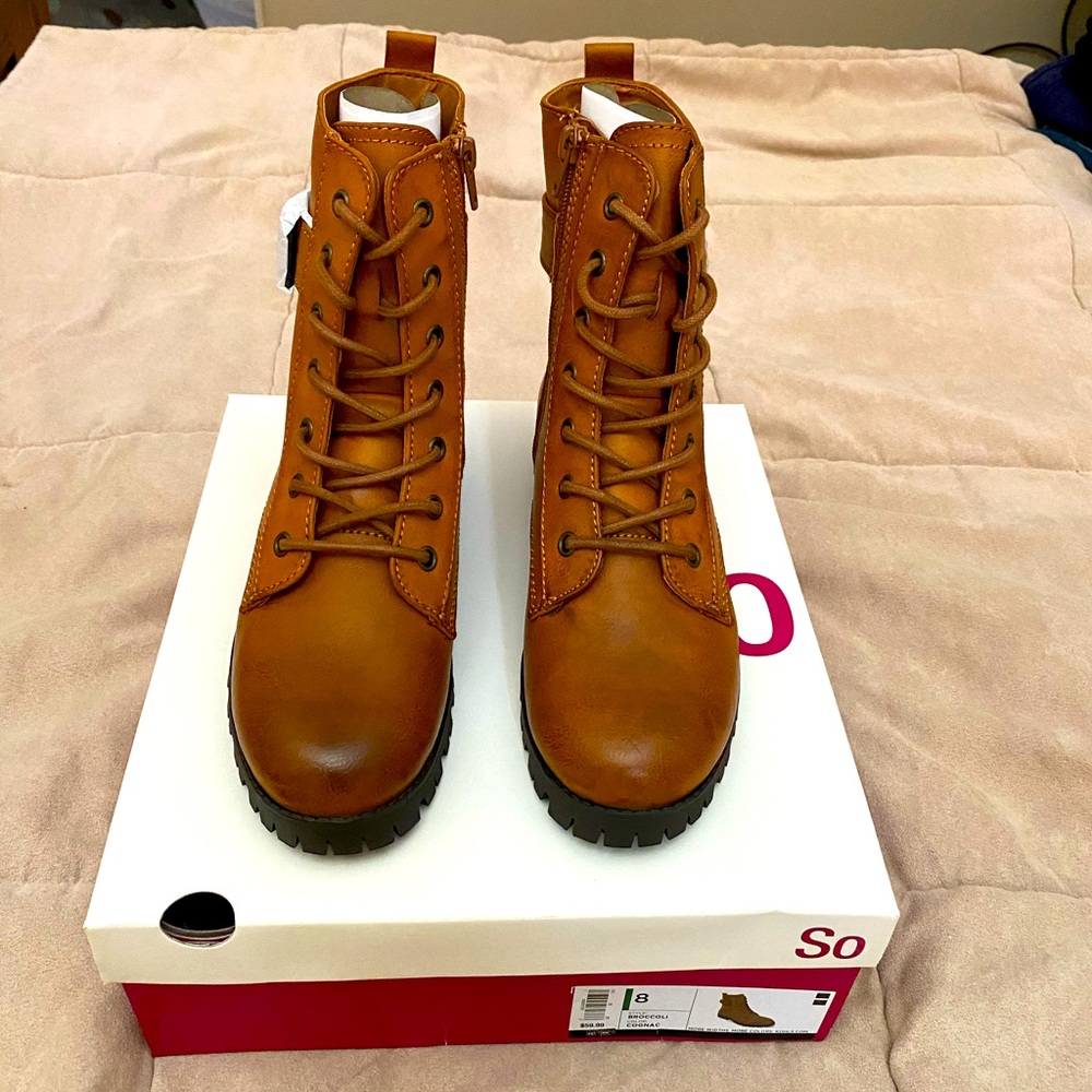 SO lace-up boots